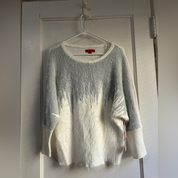 Jennifer Lopez Sweaters - Jennifer Lopez White and Light Gray Ombre Crewneck Sweater